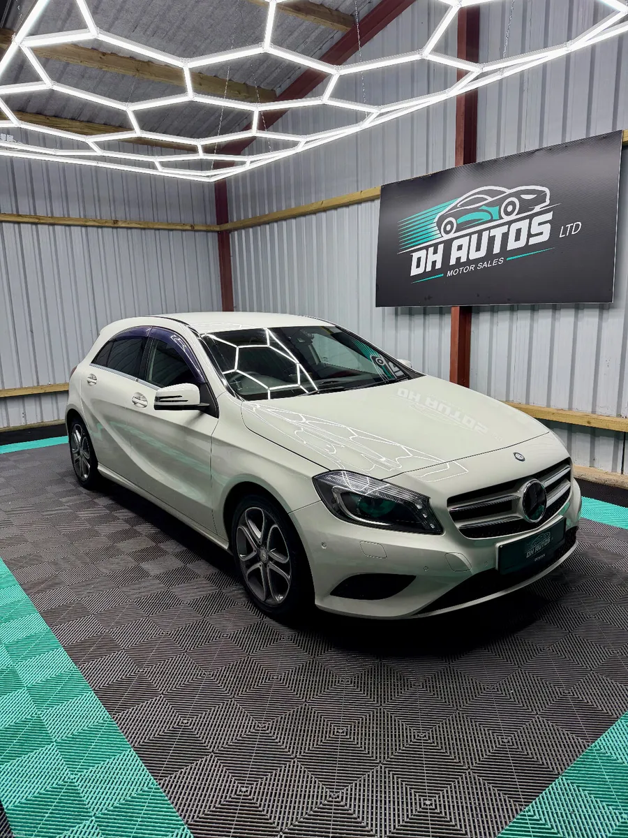 2015 Mercedes A180 style plus  - Automatic - Image 1