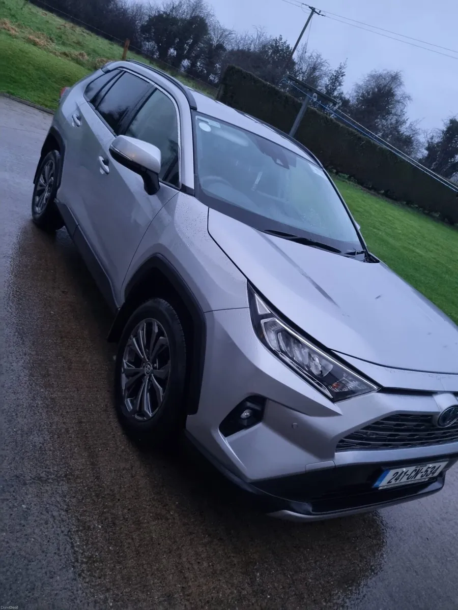 Toyota RAV4 - Image 1