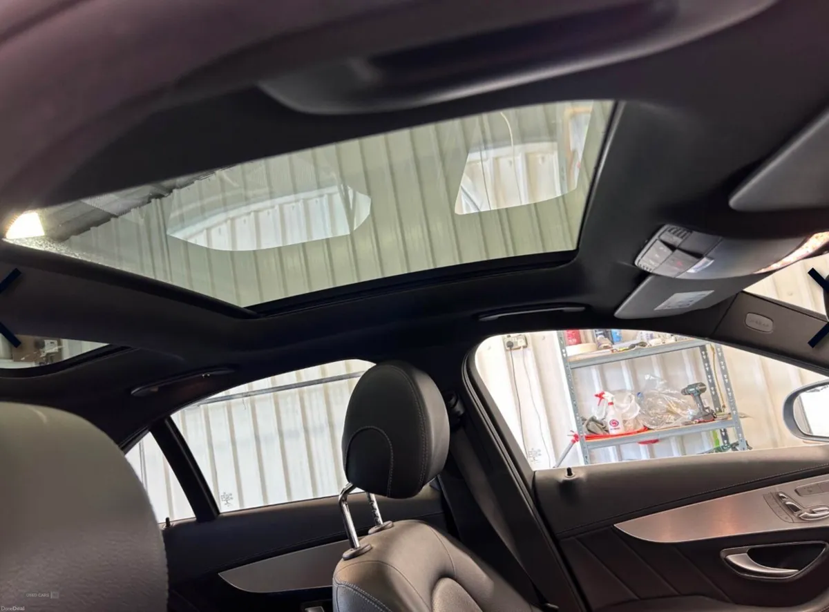 2016 Mercedes C-Class C220 BlueTEC AMG PANROOF - Image 4