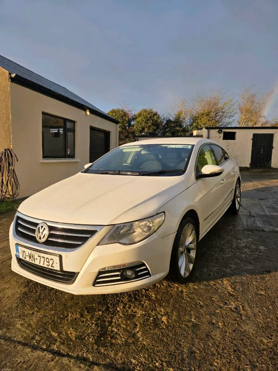 Volkswagen Passat CC - Image 1