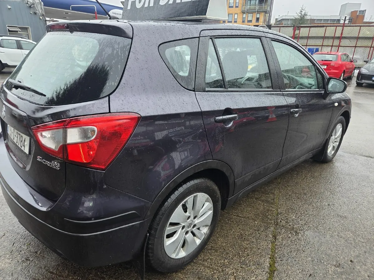 Suzuki SX4 S-Cross 2015 - Image 4