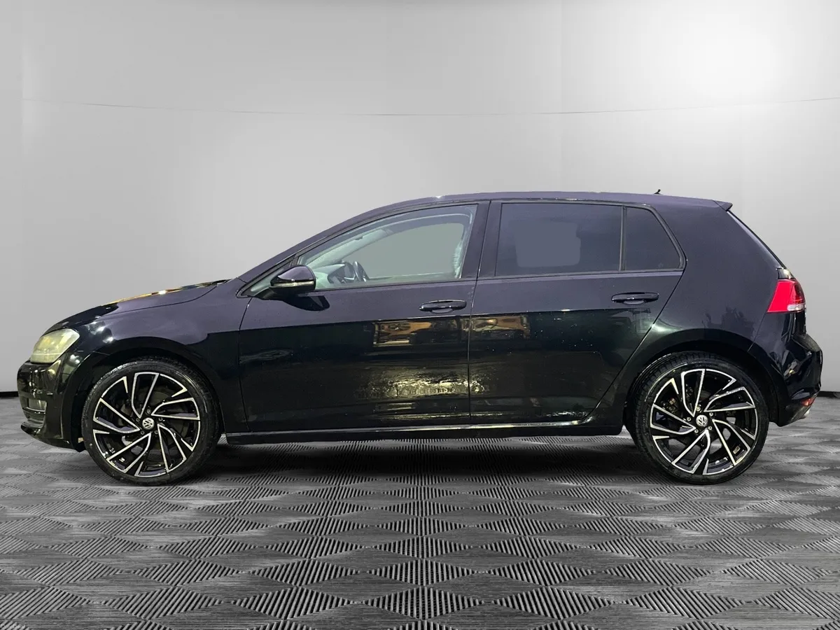 VW Golf TSI  DSG - Image 2
