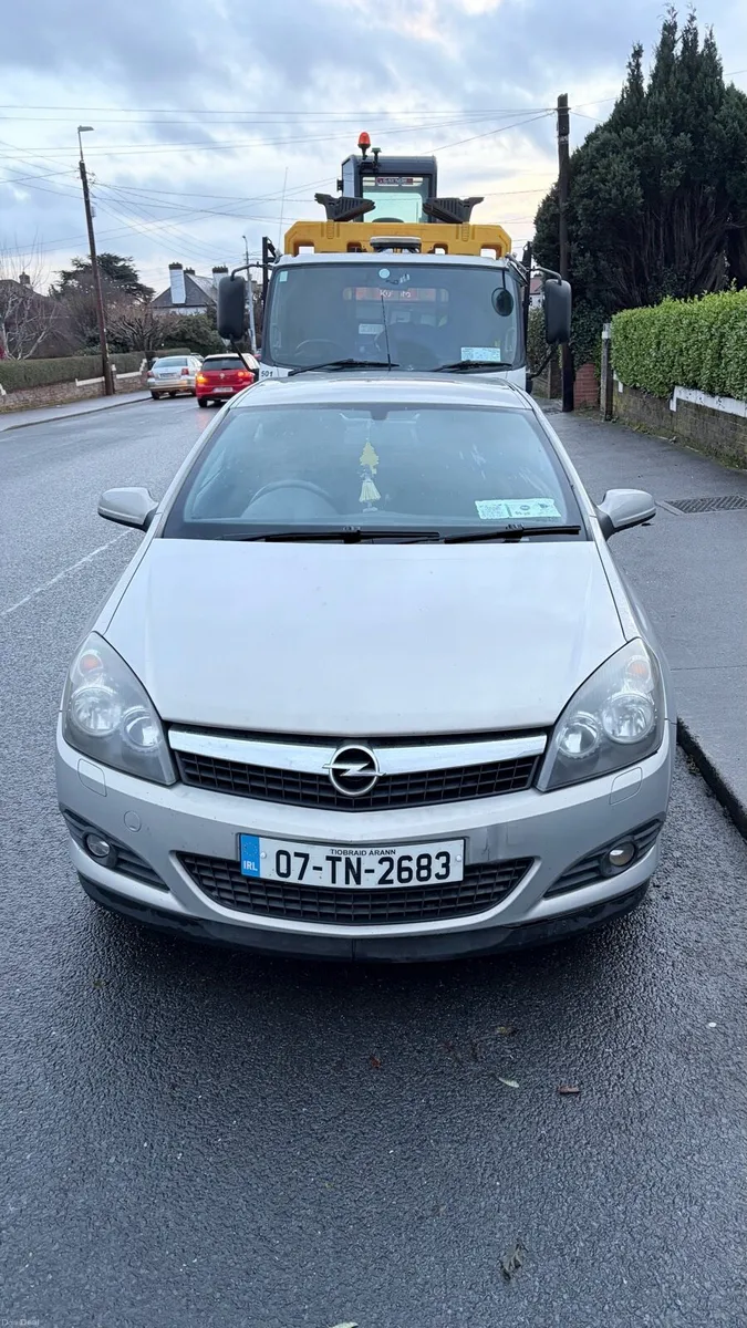 Opel Astra 1.4L - Great Condition - Image 4