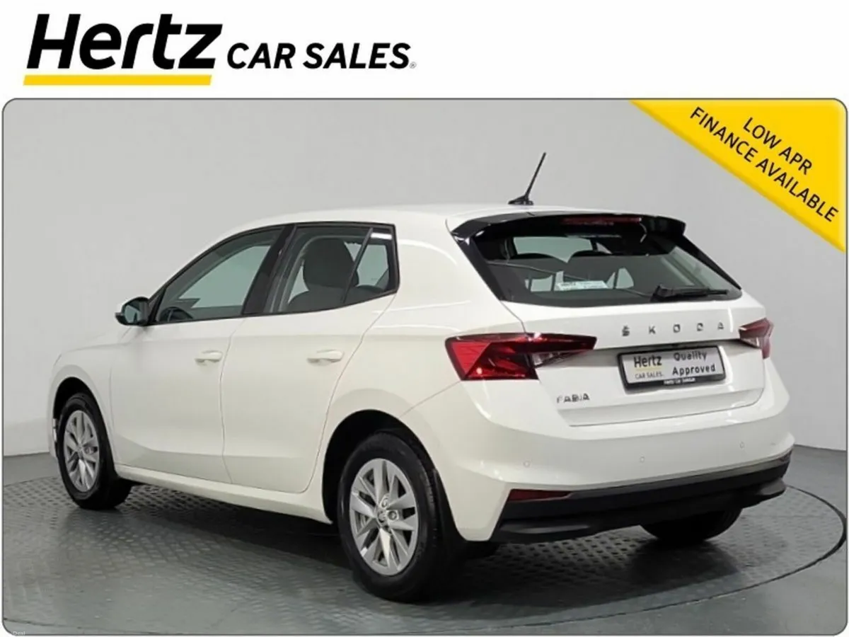 Skoda Fabia AMBITION 1.0 MPI  Petrol Manual - Image 4