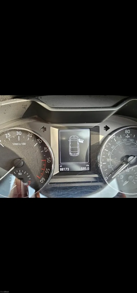 Skoda Octavia 2015 1.6 Diesel - Image 3