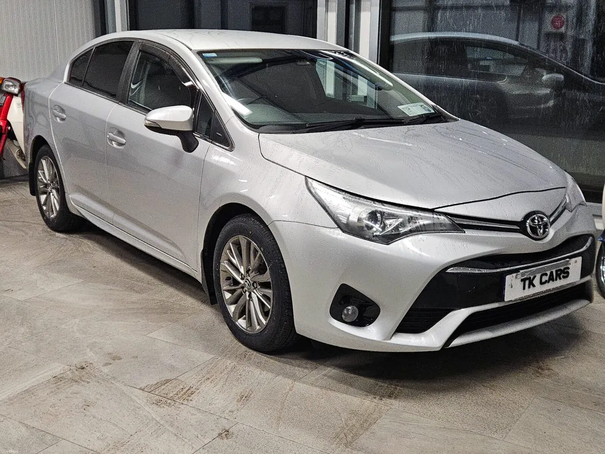 18 TOYOTA AVENSIS BUSINESS EDITION  D4D - Image 1