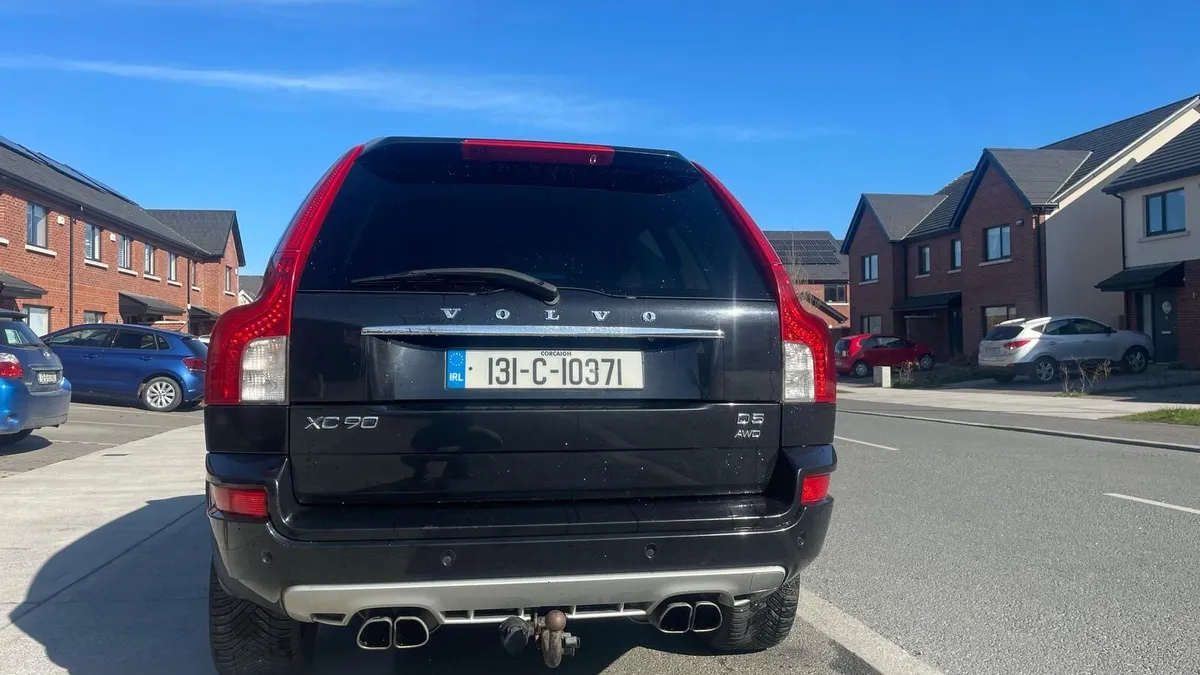 Volvo xc90 R design - Image 4