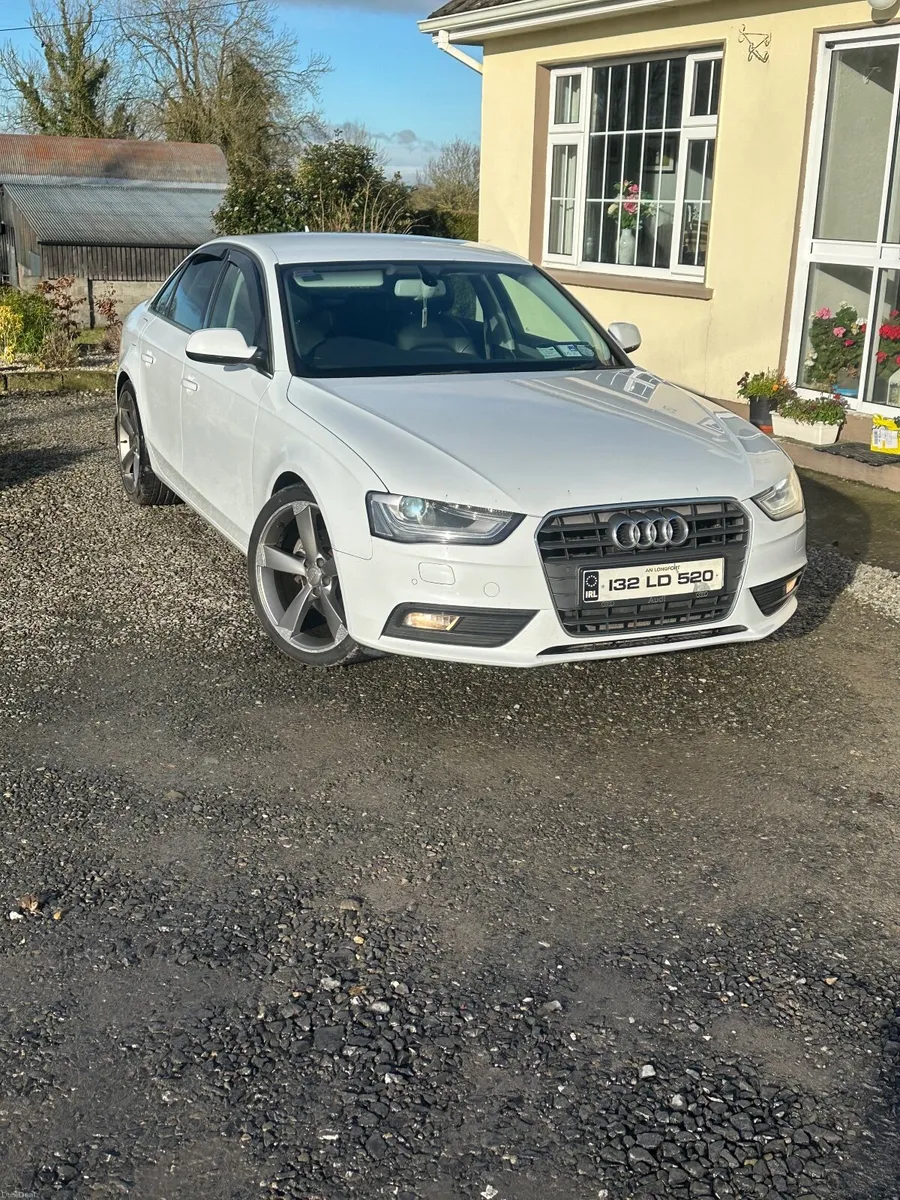 Audi A4 2013 - Image 2