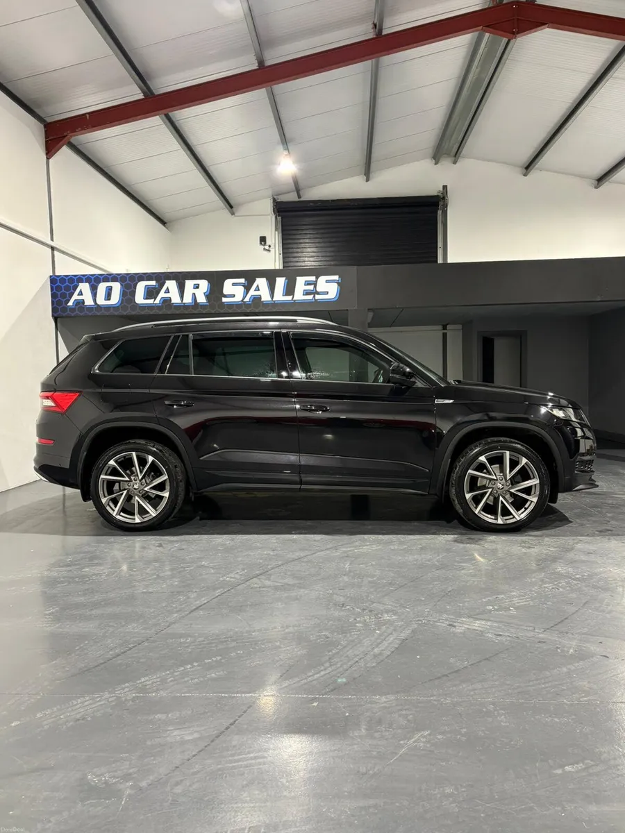 Skoda Kodiaq 2020 2.0 tdi sportline 4x4 - Image 3