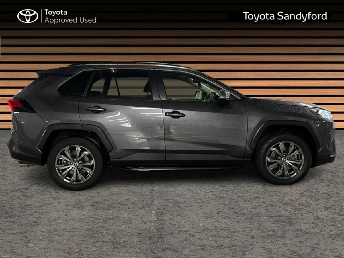 Toyota RAV4 HYBRID SOL AUTO // LEATHER HEATED SEAT - Image 3