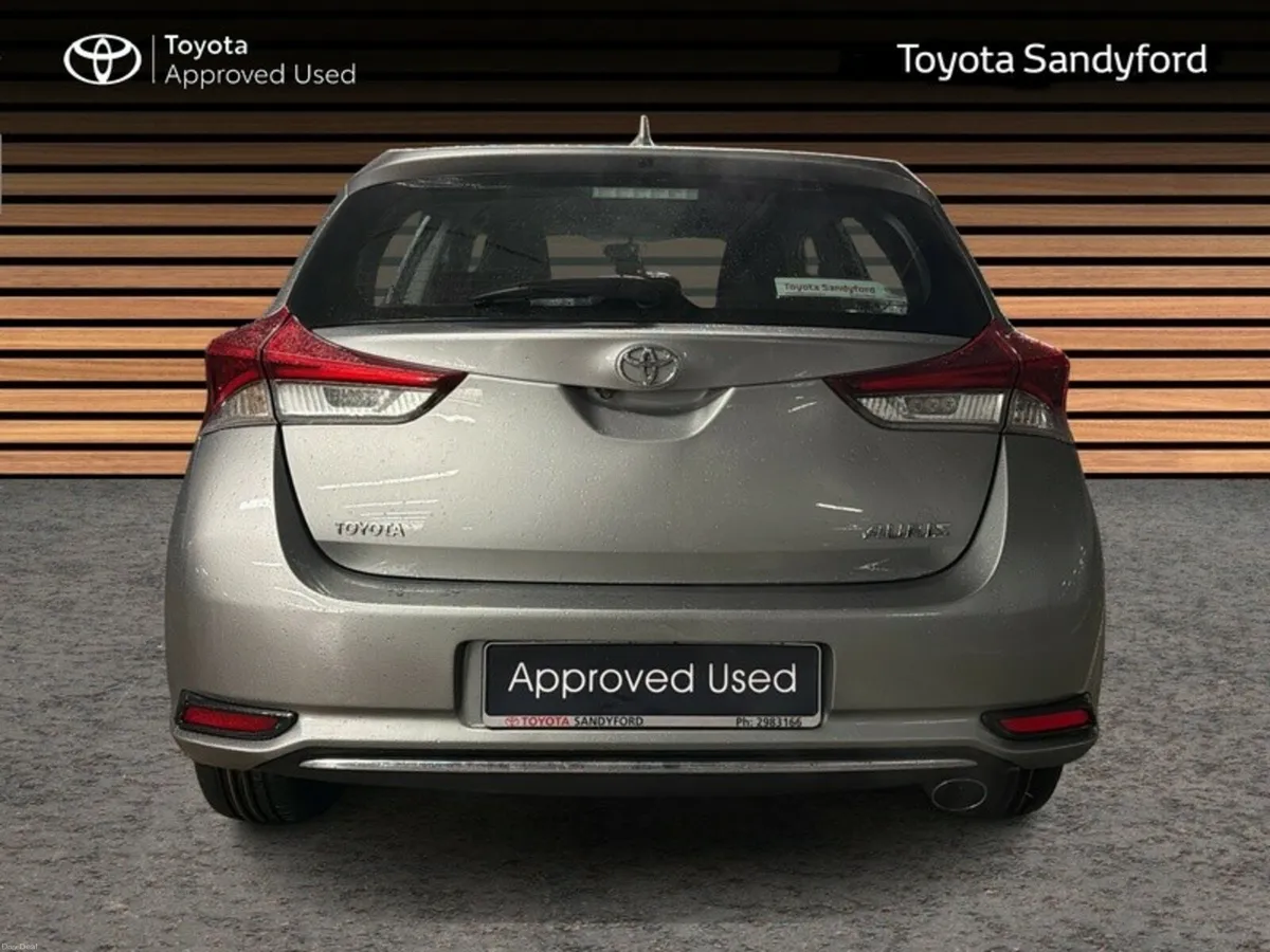 Toyota Auris 1.2T LUNA // AIR CON // BLUETOOTH // - Image 4