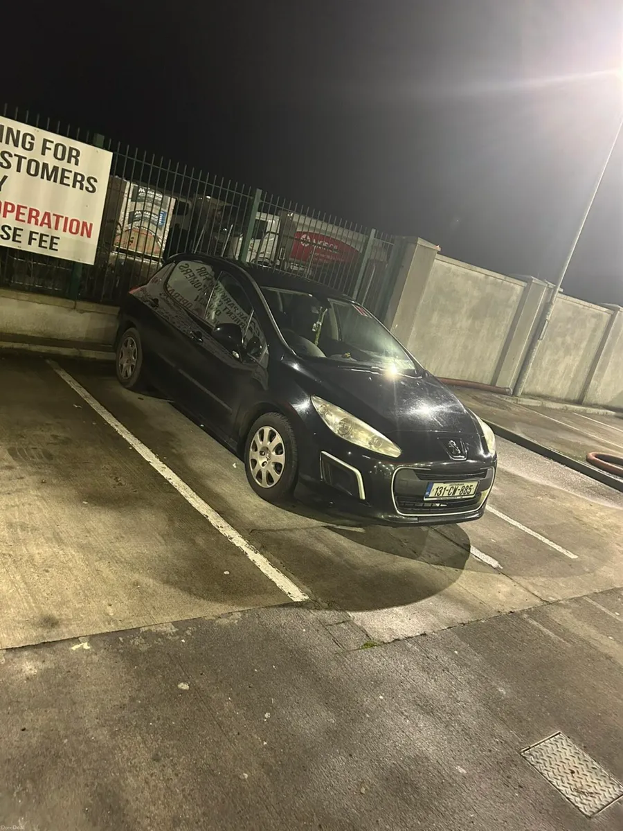 Peugeot 308 - Image 1