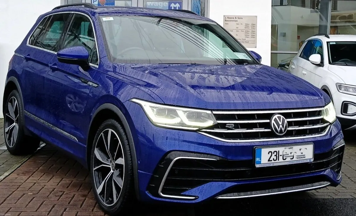 Volkswagen Tiguan R-line 2.0 TDI 150HP **REAR VIEW - Image 1