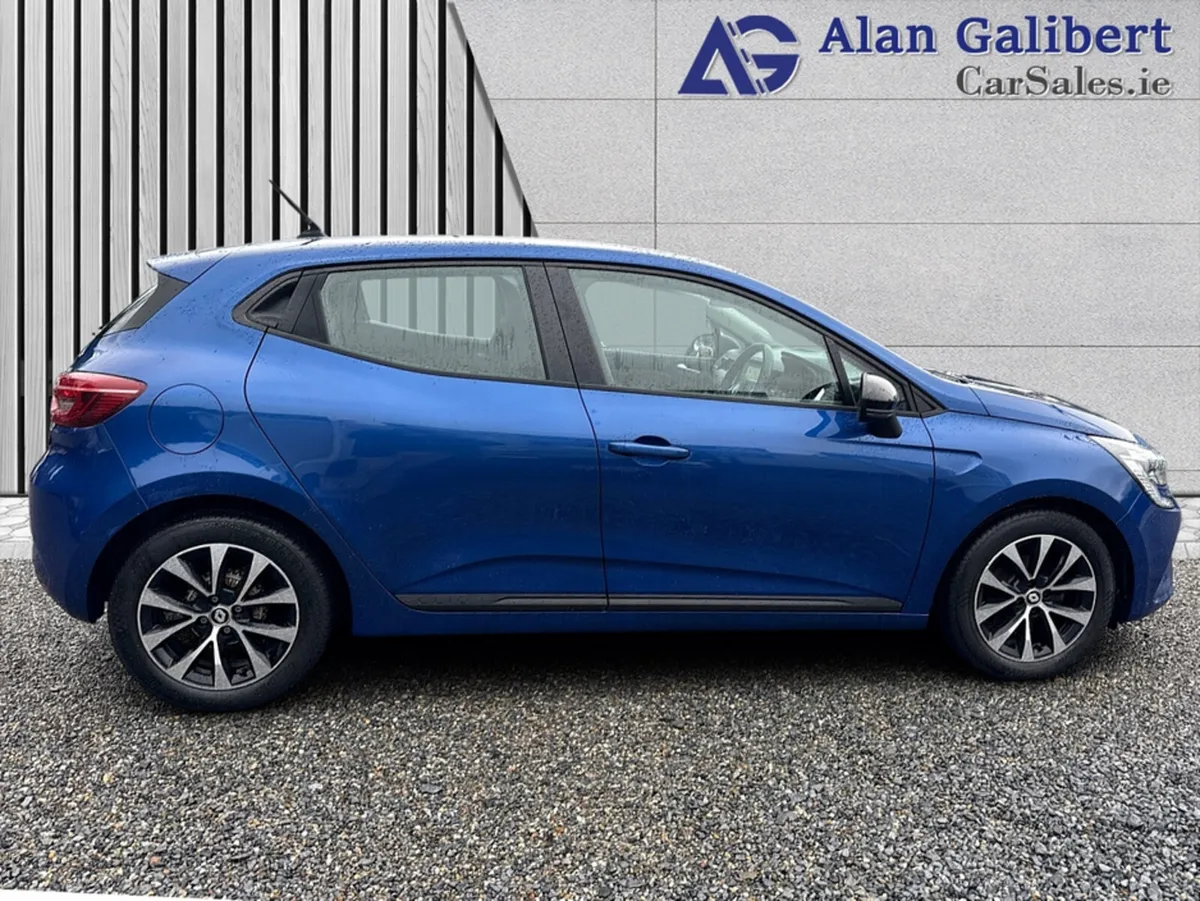 Renault Clio EVOLUTION 1.0 TCE  €76 PW - Image 3