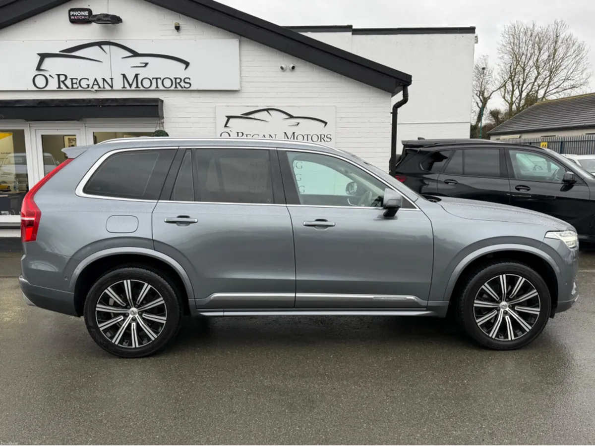 Volvo XC90 AWD INSCRIPTION 2.0 D AUTO - Image 2