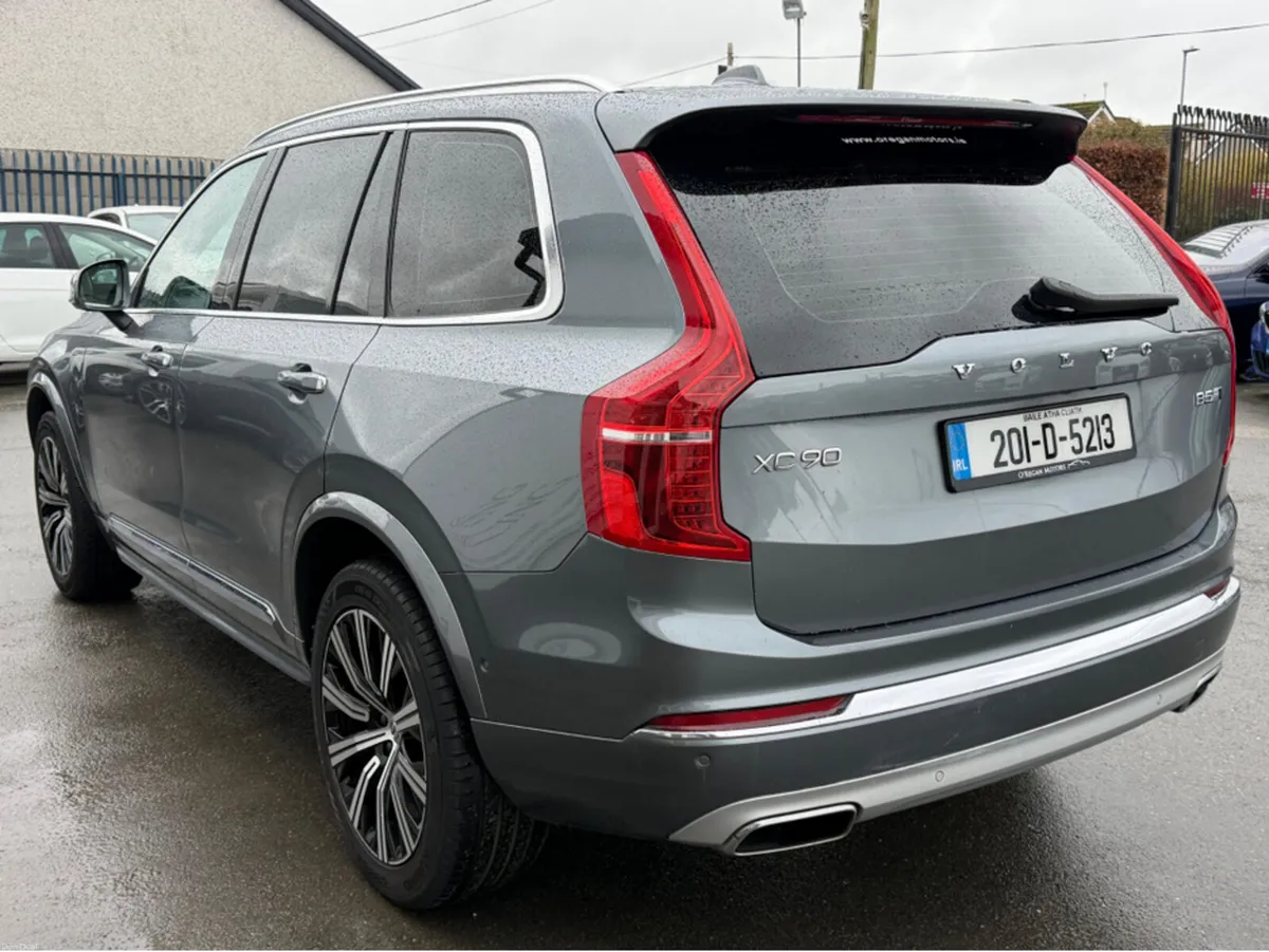 Volvo XC90 2.0 D5 INSCRIPTION GT 7-SEATER AWD AUTO - Image 6