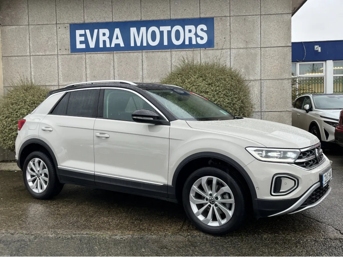 Volkswagen T-Roc STYLE 1.0 PETROL //HIGH SPEC//HAL - Image 3
