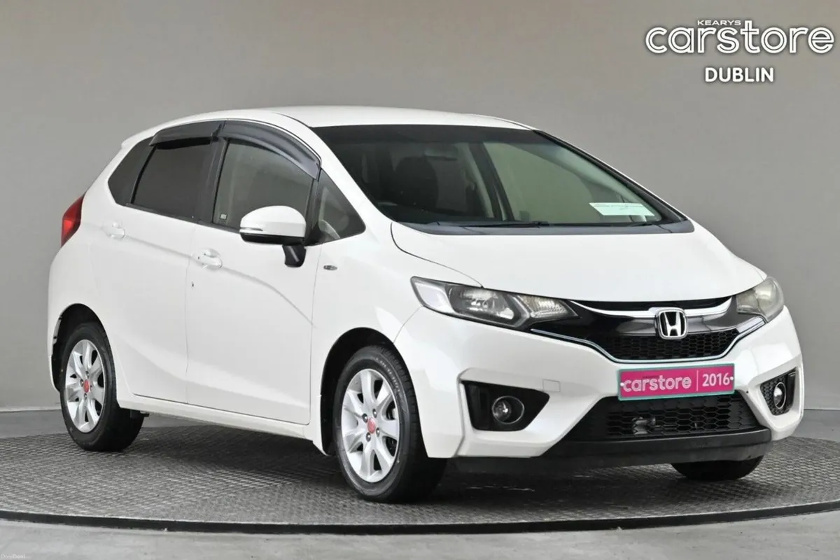 Honda Fit 1.5 I-VTEC HYBRID AUTO **ANDROID*CARPLAY - Image 1