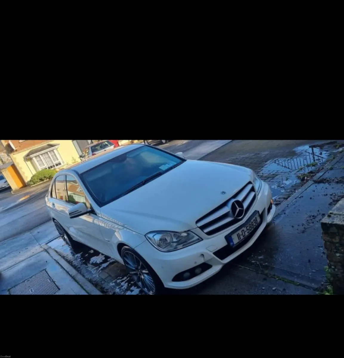 Mercedes-Benz C-Class Saloon Diesel White - Image 2