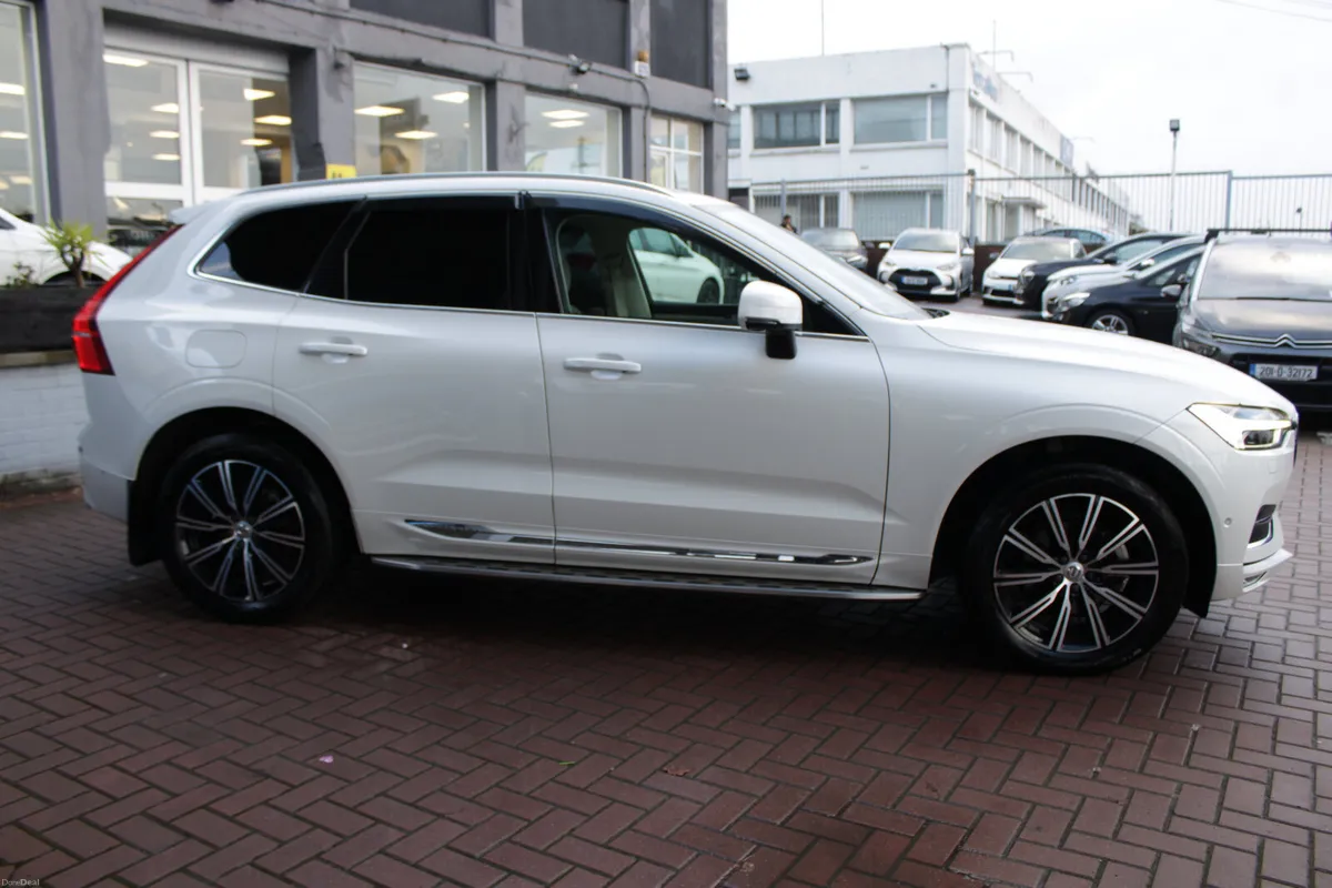 2.0D4 INSCRIPTION 190BHP 5DR ESTATE AUTO // STUNNI - Image 4