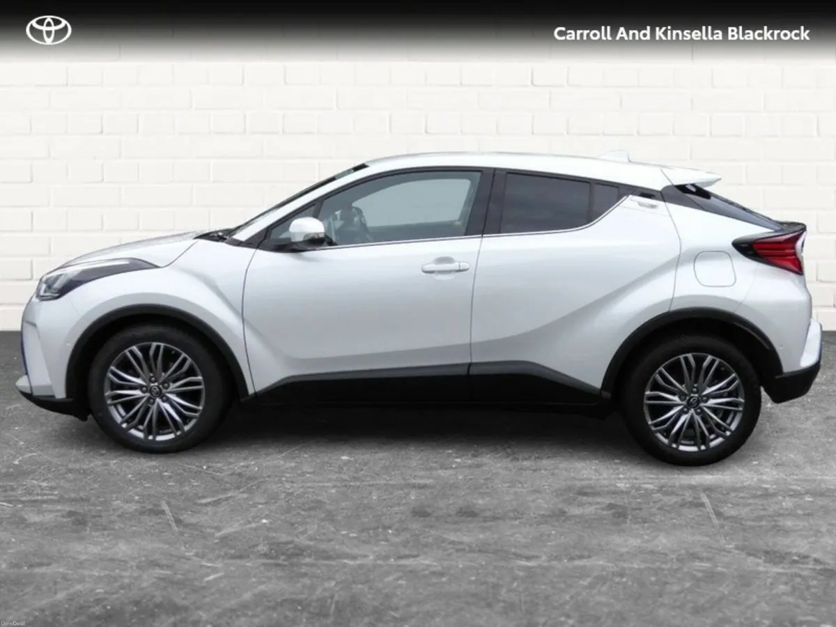 Toyota C-HR Hybrid Sol - Image 3