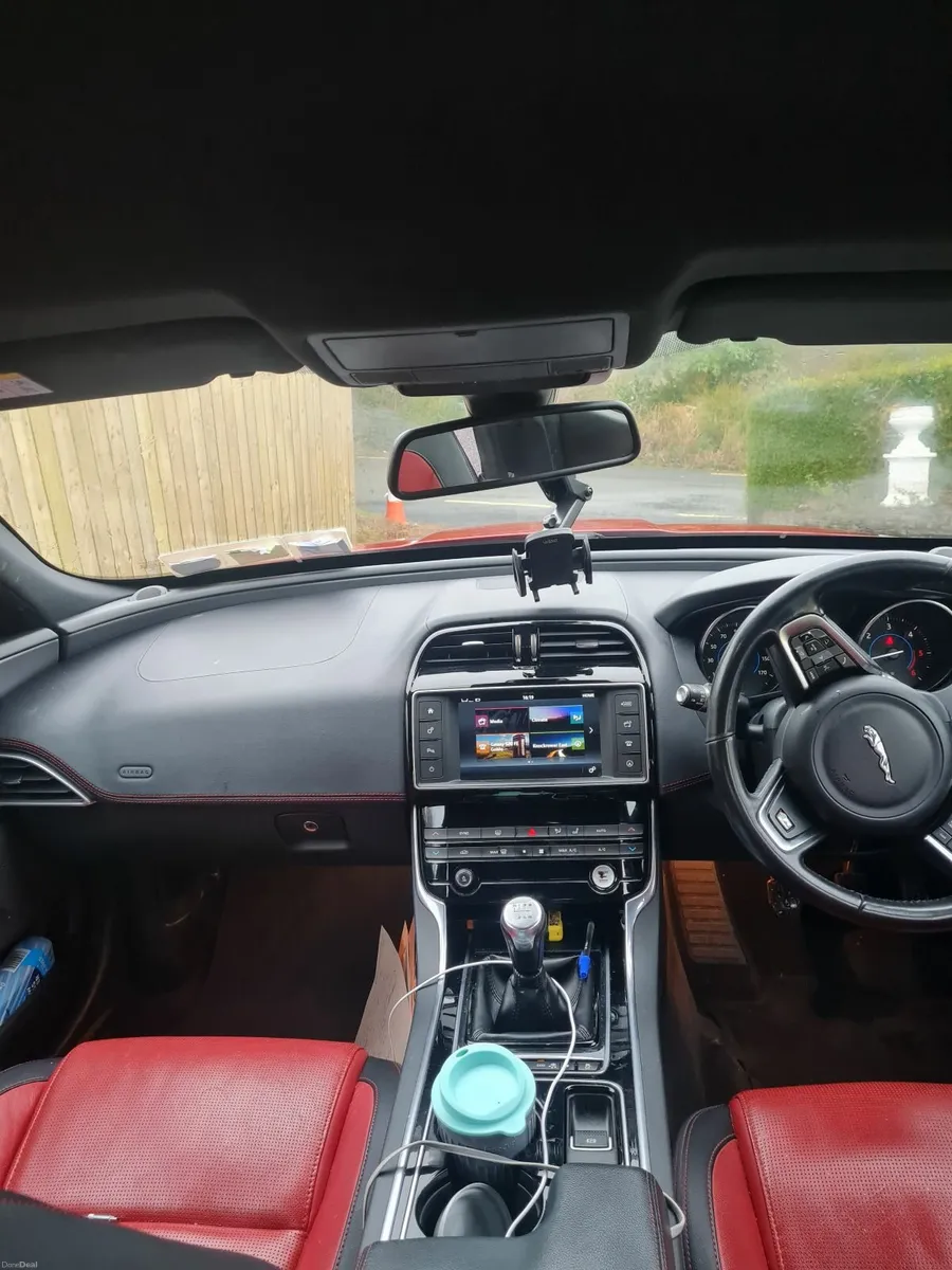 Jaguar XE 2016 NEW ENGINE & TURBO - Image 3