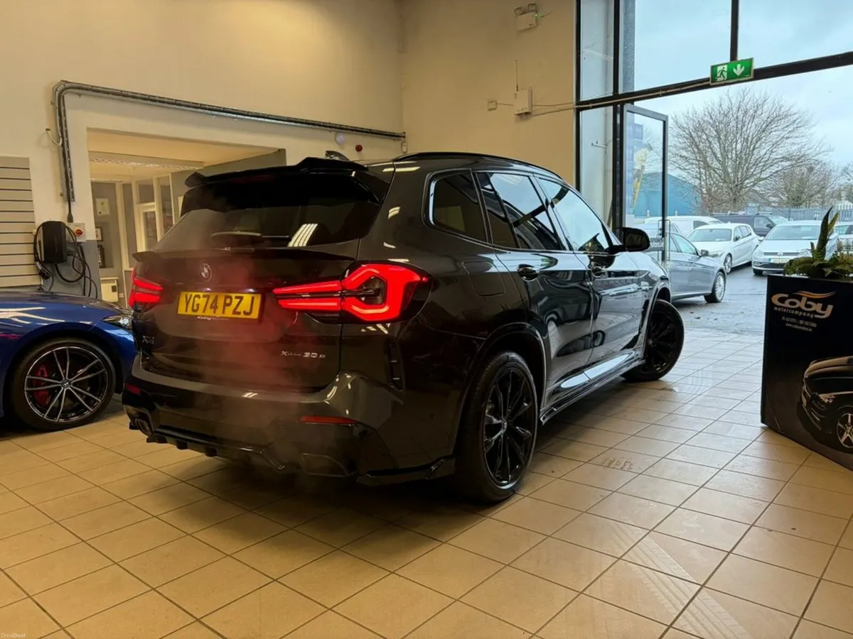 BMW X3 M Sport Pro Pack XDRIVE30E AUTO. Pristine C - Image 3