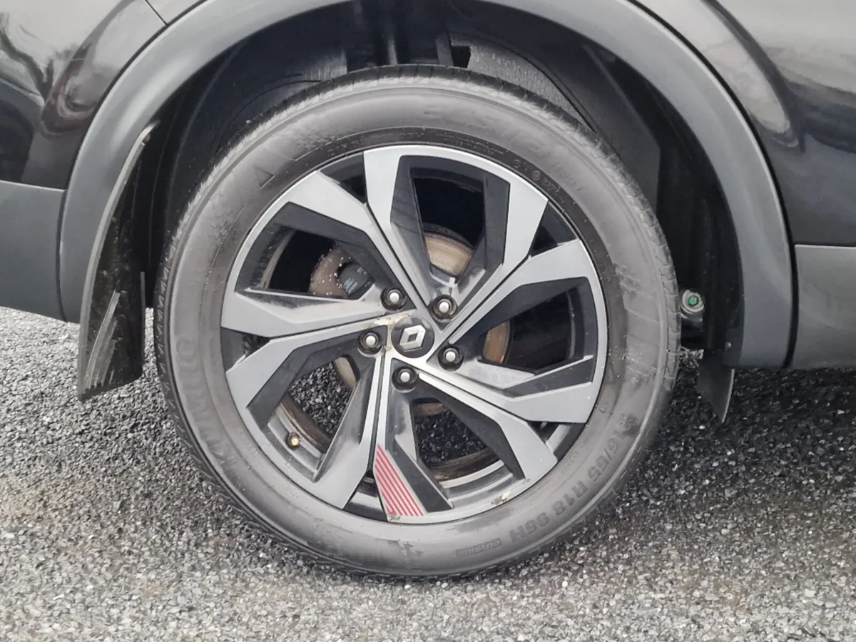 Renault Arkana RS Line TCE 140 Auto 5DR Auto - Image 4