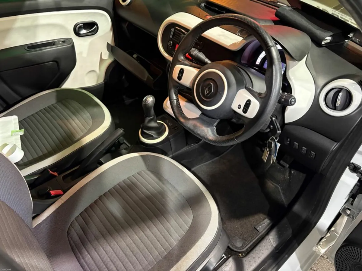 Renault Twingo 1.0 Petrol Dynamique SCE - Image 2