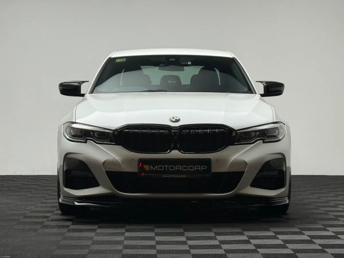 BMW 3-Series 320D M SPORT - Image 2