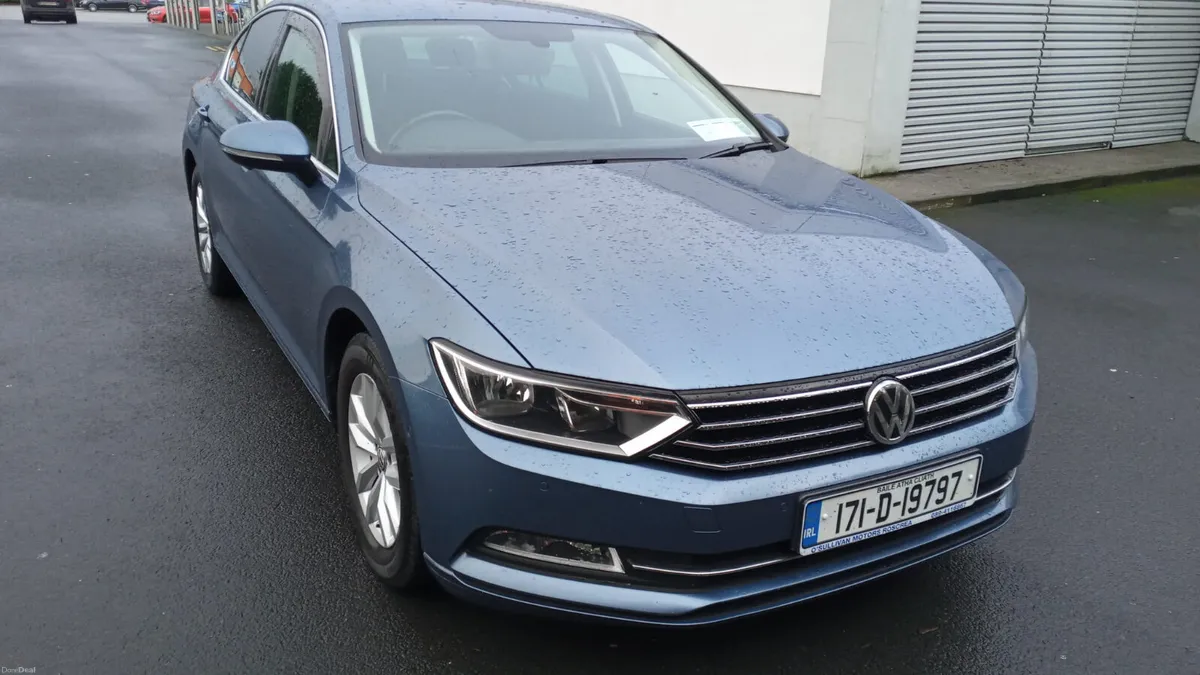 VOLKSWAGEN PASSAT/2017/1.6 DIESEL/MANUAL/NCT&TAX - Image 3