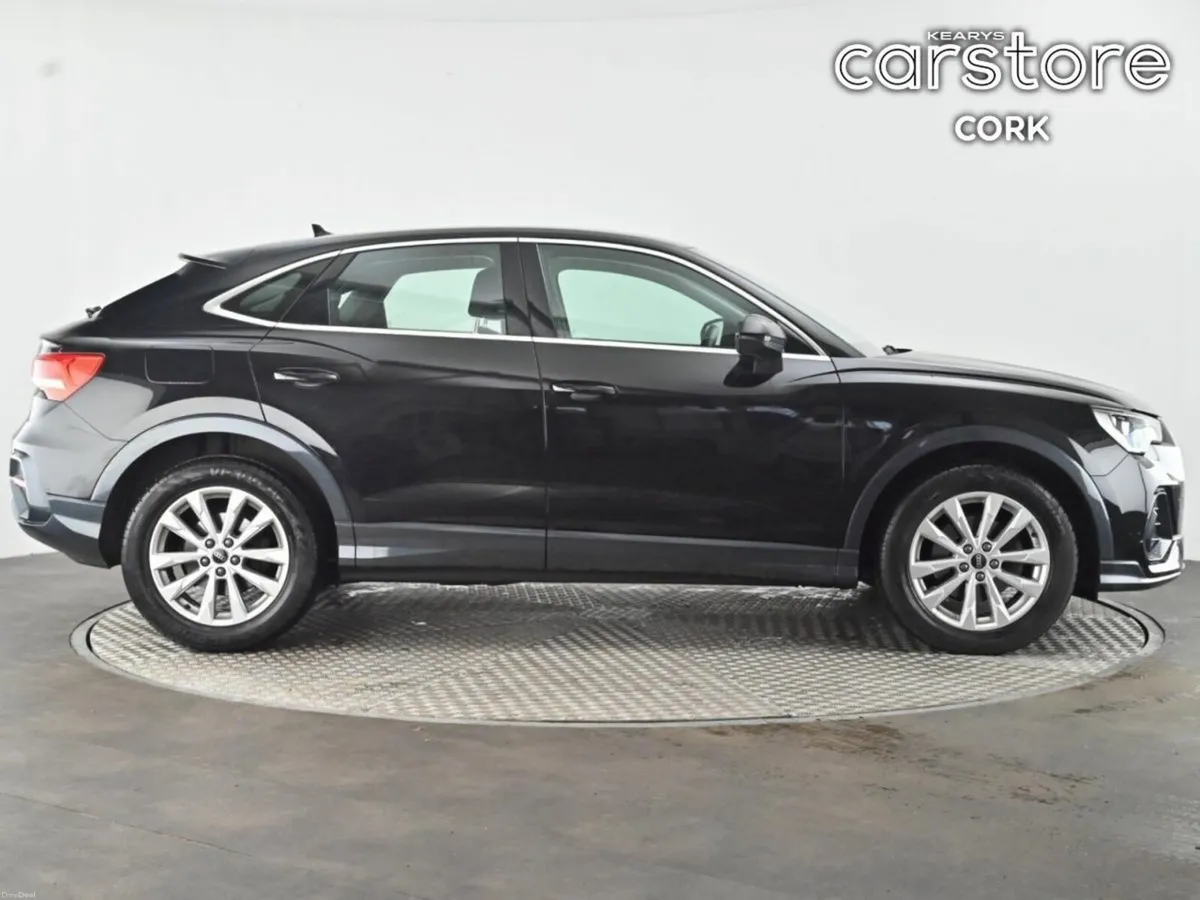 Audi Q3 35 TDI 150HP S Tronic SE - Image 2