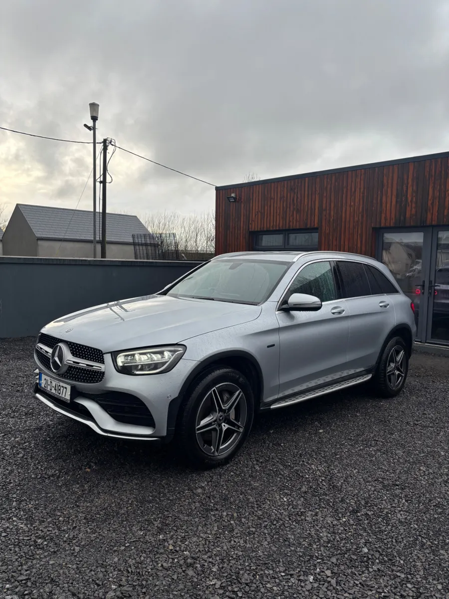 Mercedes-Benz GLC 2021 - Image 2