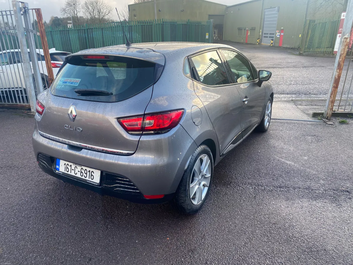 Renault Clio 2016 ONE OWNER CAR - Image 4