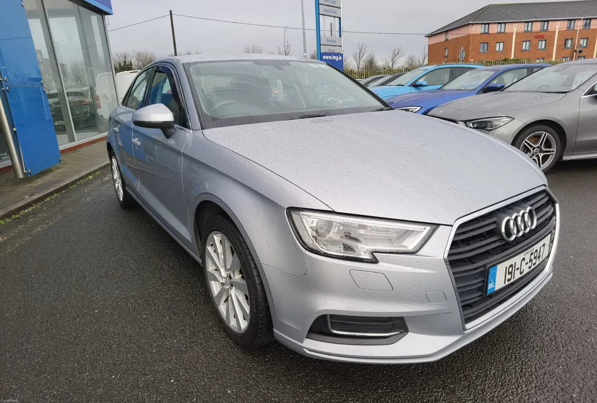 AUDI A3 1.6TDI SE SALOON 116BHP - Image 3