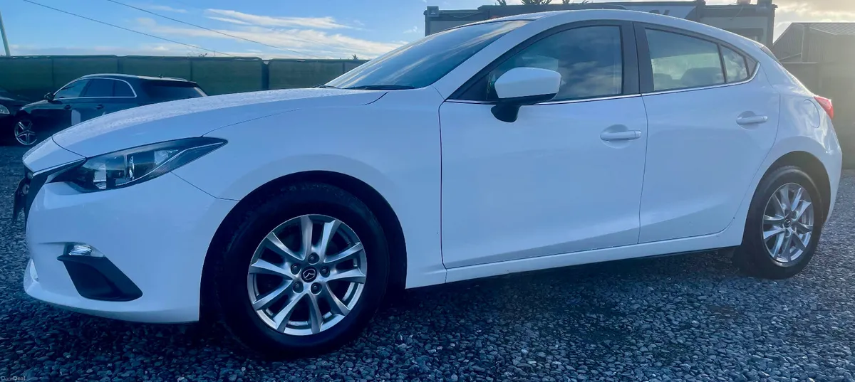 🔵 Mazda3 2.2 Diesel EXECUTIVE ONLY 86000 KM - Image 3