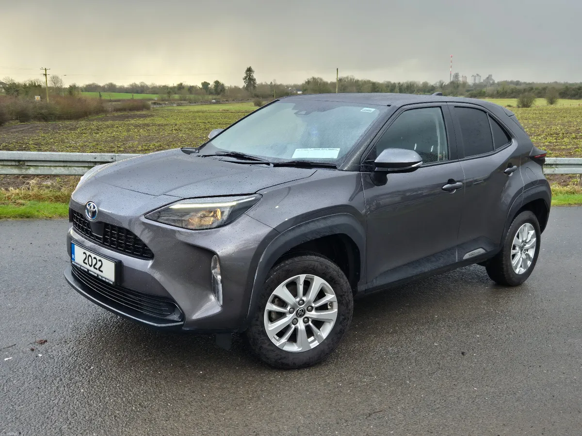 Toyota Yaris Cross  ICON HEV AUTO - Image 1
