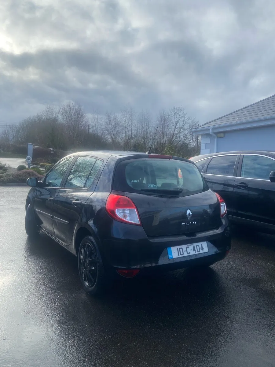 Renault Clio - Image 2