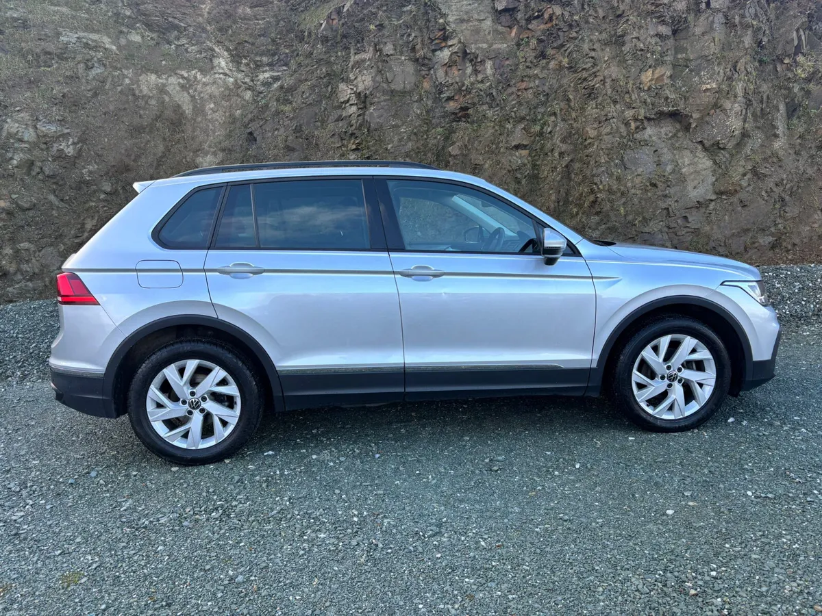 2023 VOLKSWAGEN TIGUAN LIFE 2.0 TDI AUTOMATIC - Image 2