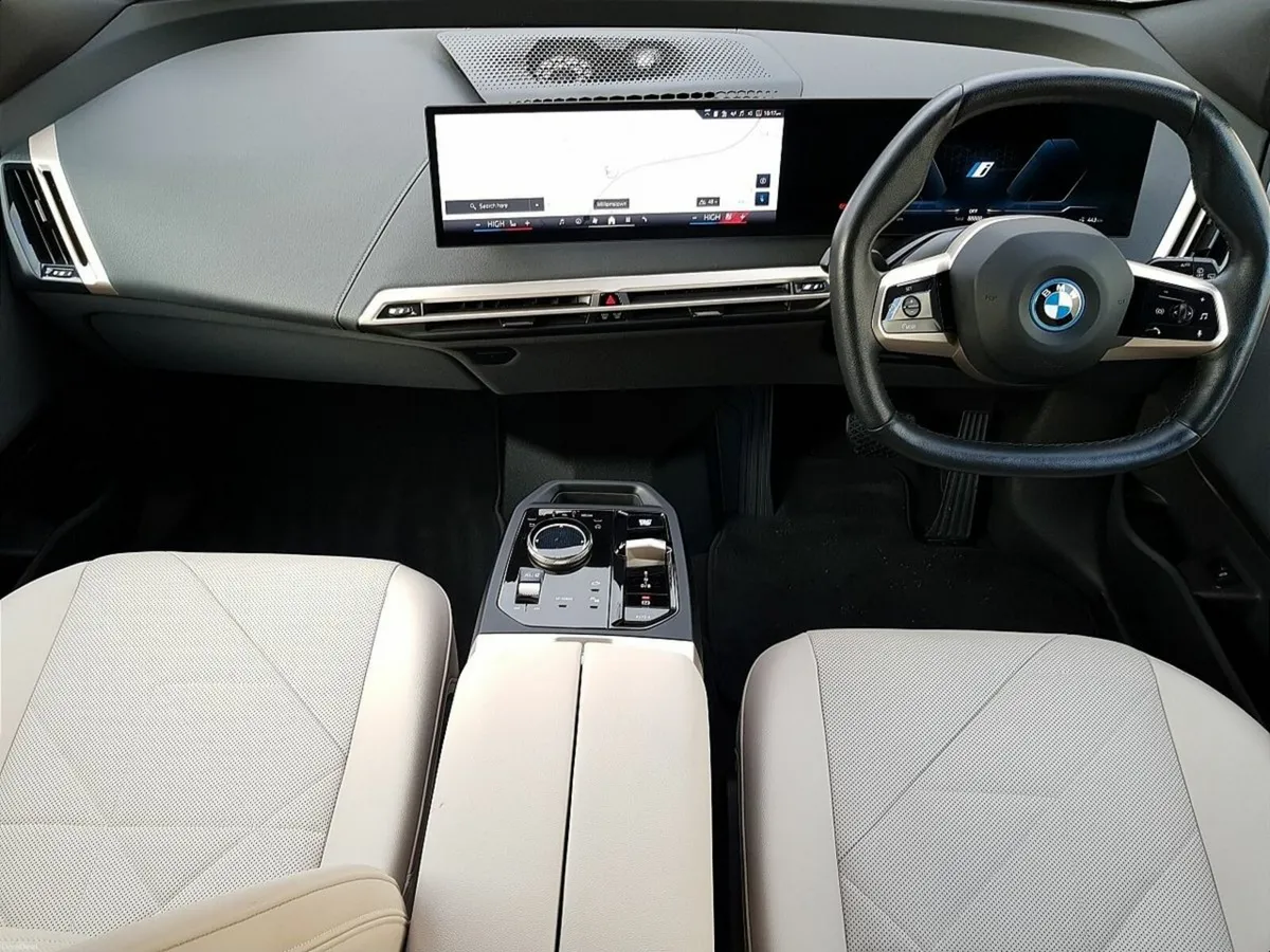 BMW iX xDrive50 M Sport - Image 4