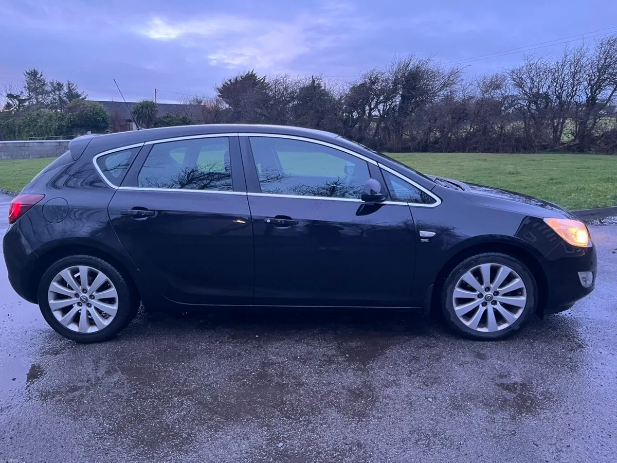 Opel Astra - Image 4