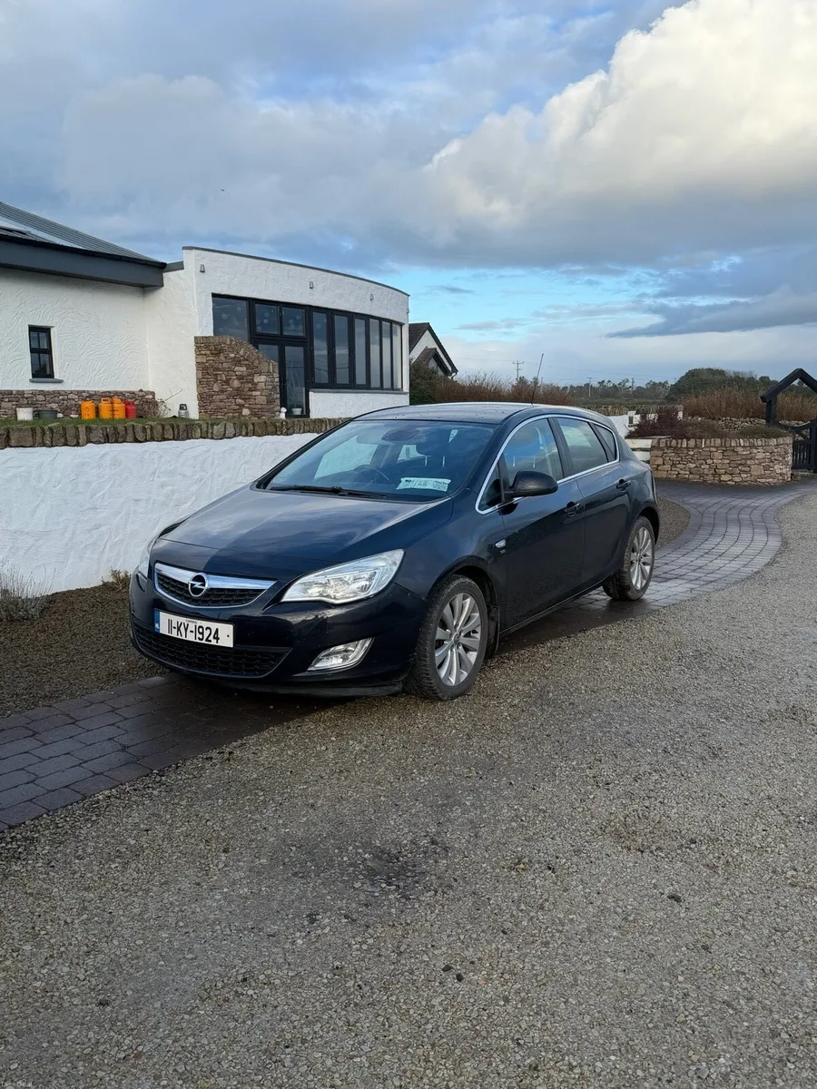 Opel Astra - Image 1