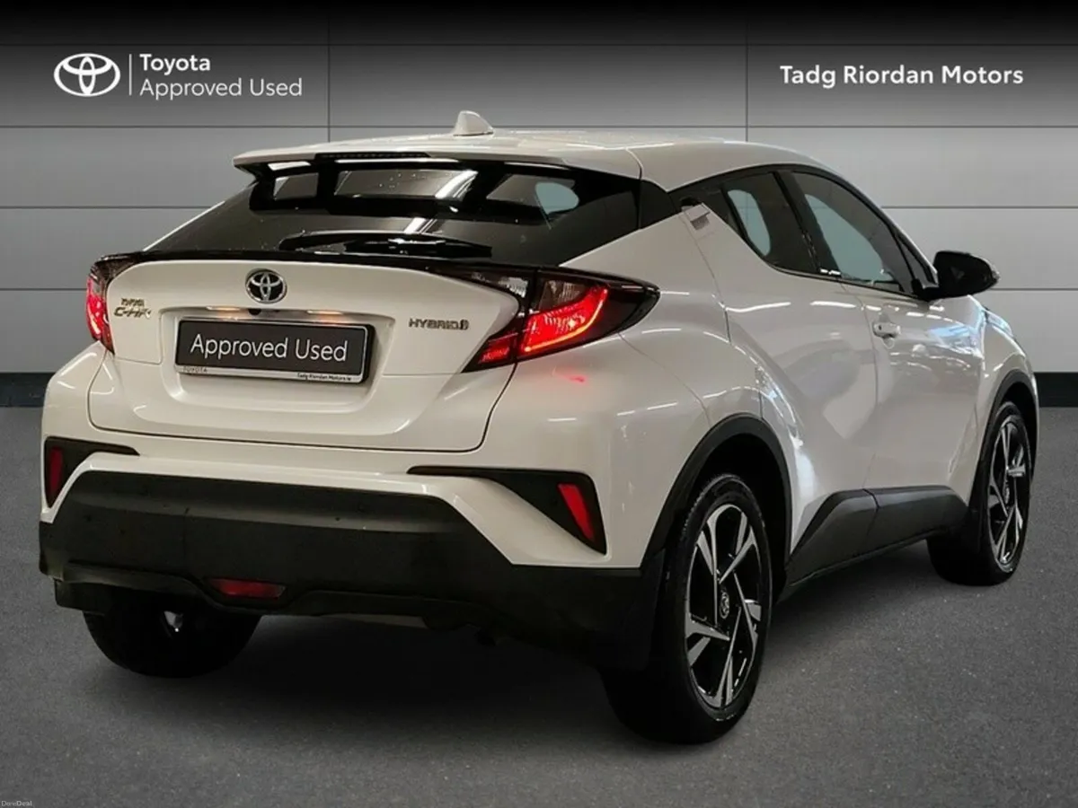 Toyota C-HR HYBRID SPORT - Image 2