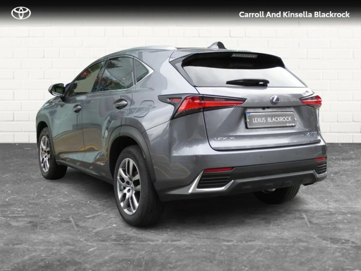 Lexus NX Hybrid Executive FWD - Image 4