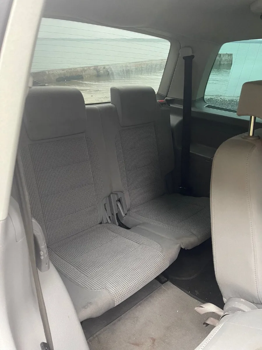 Volkswagen Touran 2006 - Image 3