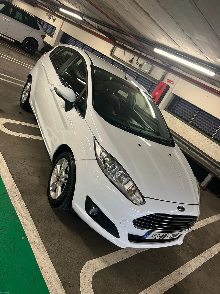 142 Ford Fiesta 1.0 Ecoboost Zetec. - Image 1