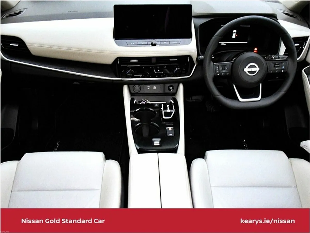 Nissan X-Trail ePOWER SVE 5 Seater 2Tone - Image 4