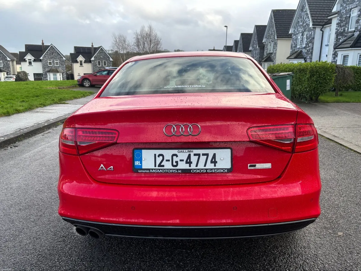 2012 Audi A4 2.0 TDI 143 bhp 6 speed factory s lin - Image 4