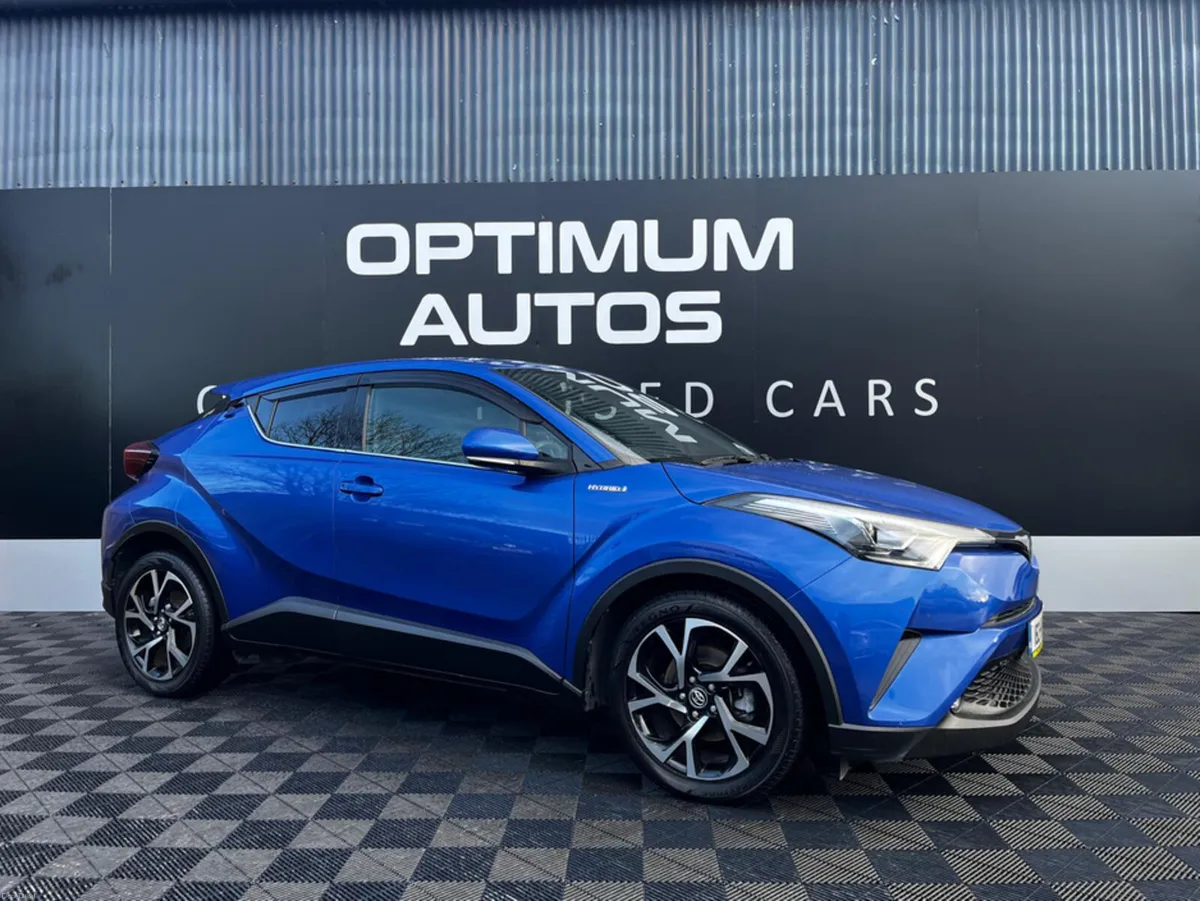 Toyota C-HR Toyota CHR 1.8 self charging hybrid, f - Image 1