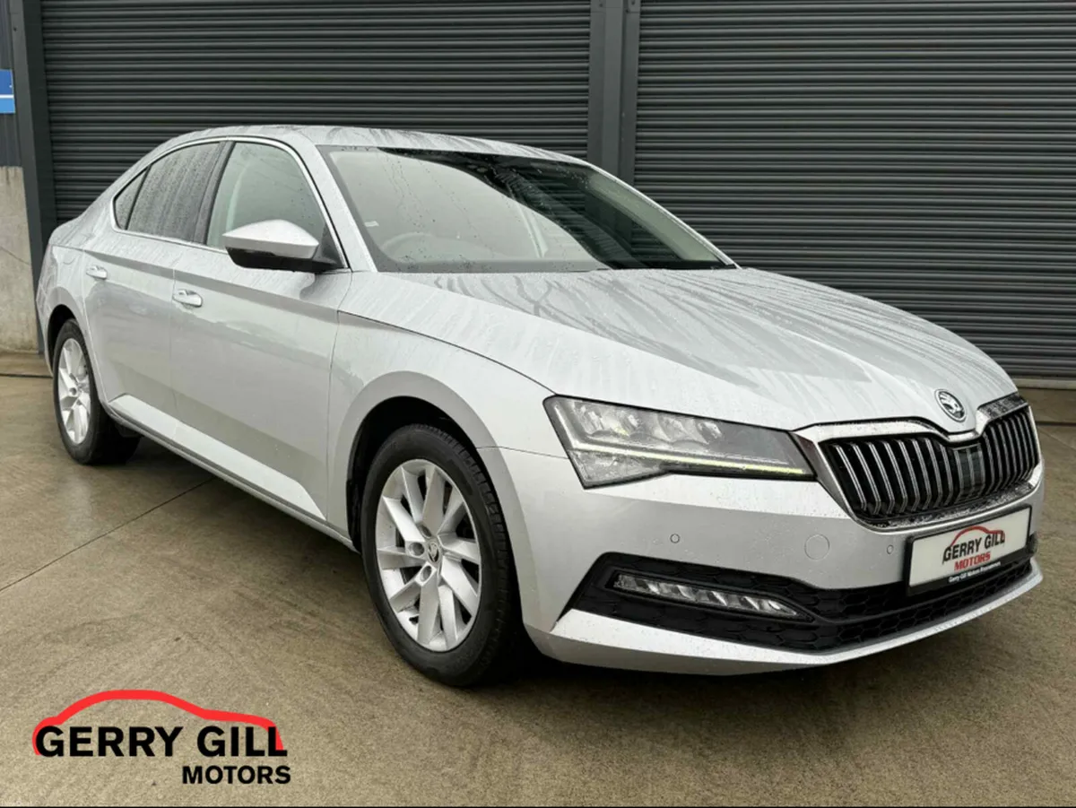 Skoda Superb AMBITION 2.0 TDI 150HP 5DR - Image 1